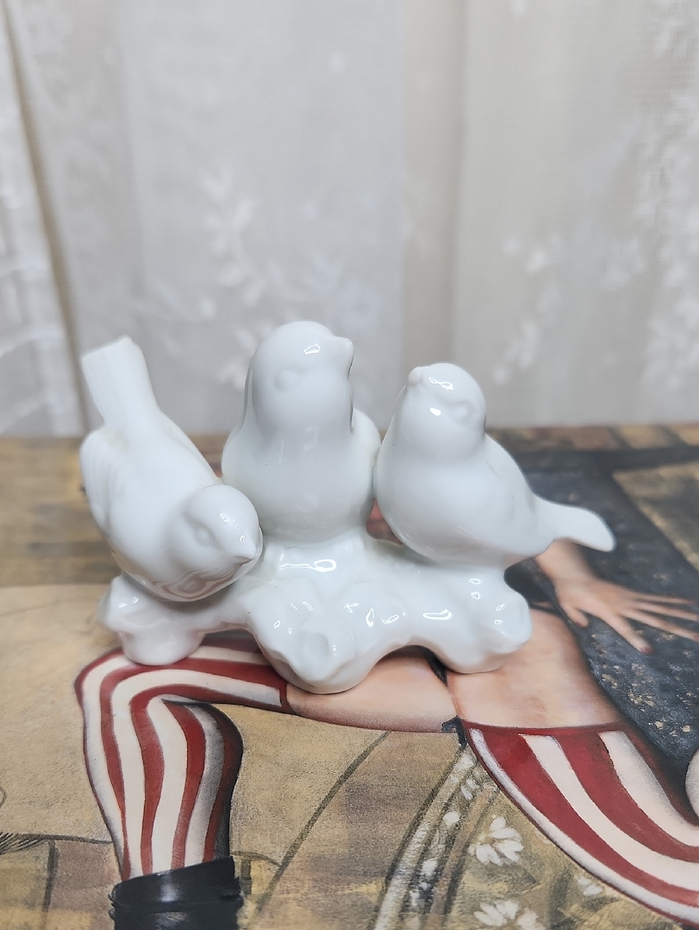 Vintage Gerold Porzellan Bavaria w/ 3 White Porcelain birds perched on a branch